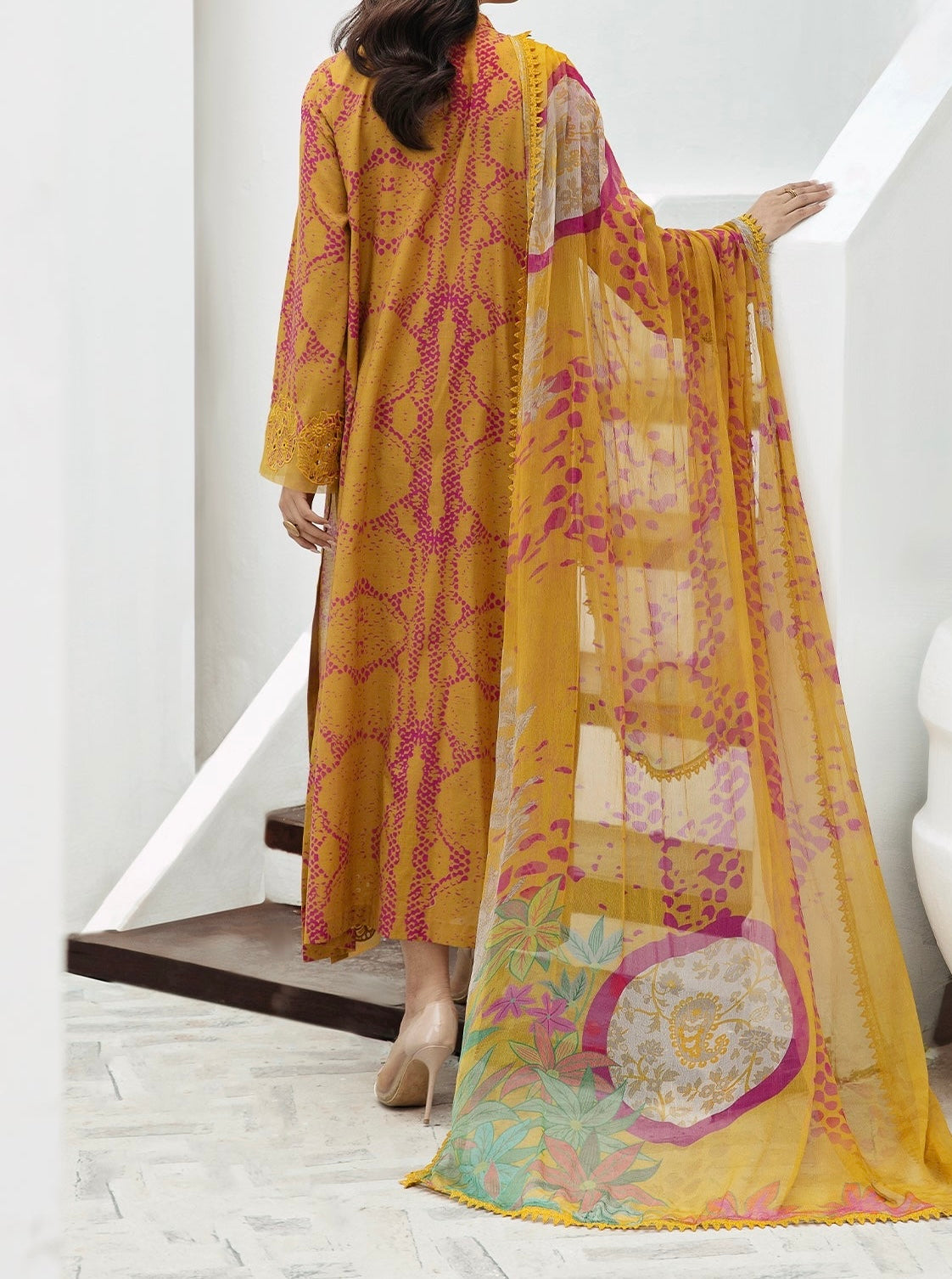 3-PC EMBROIDERED LAWN WITH EMBROIDRED CHIFFON DUPATTA CR4-0652