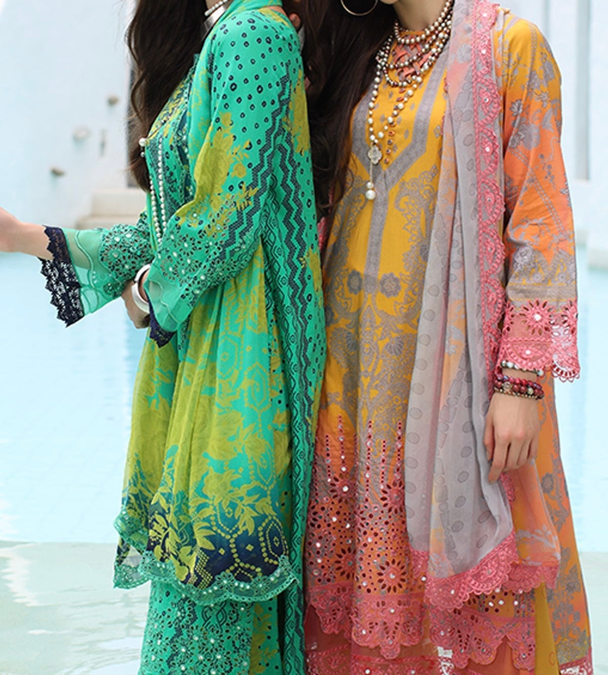 3-PC EMBROIDERED LAWN WITH EMBROIDRED CHIFFON DUPATTA CR4-0452