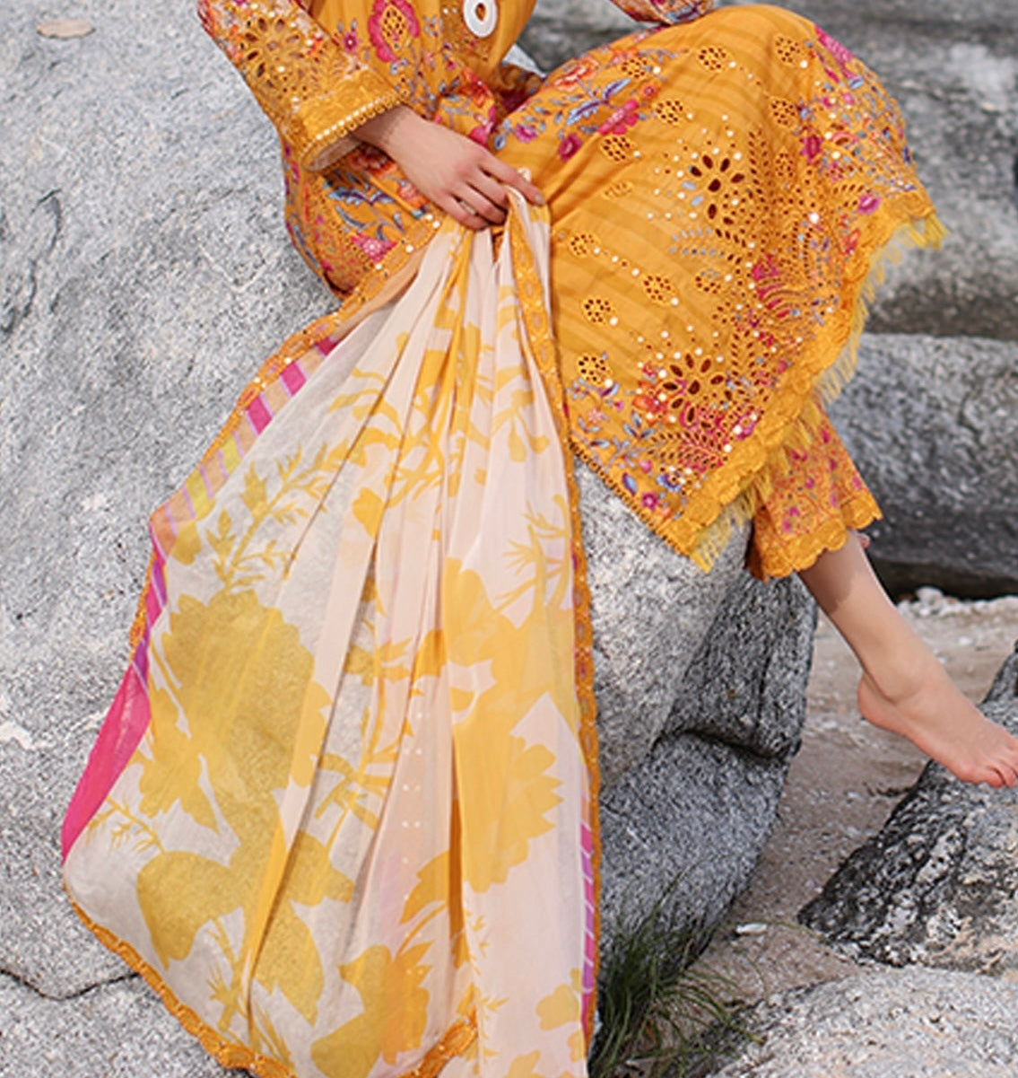 3-PC EMBROIDERED LAWN WITH EMBROIDRED CHIFFON DUPATTA CR4-02