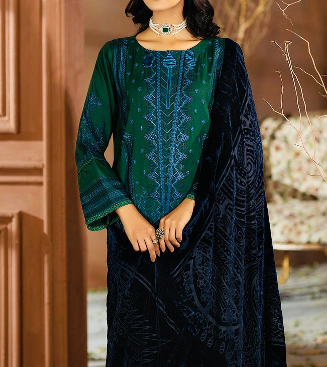 3-PCS EMBROIDERED KARANDI WITH PALACHI SHAWL CHANMBELI COLLECTION 
-CH-67828