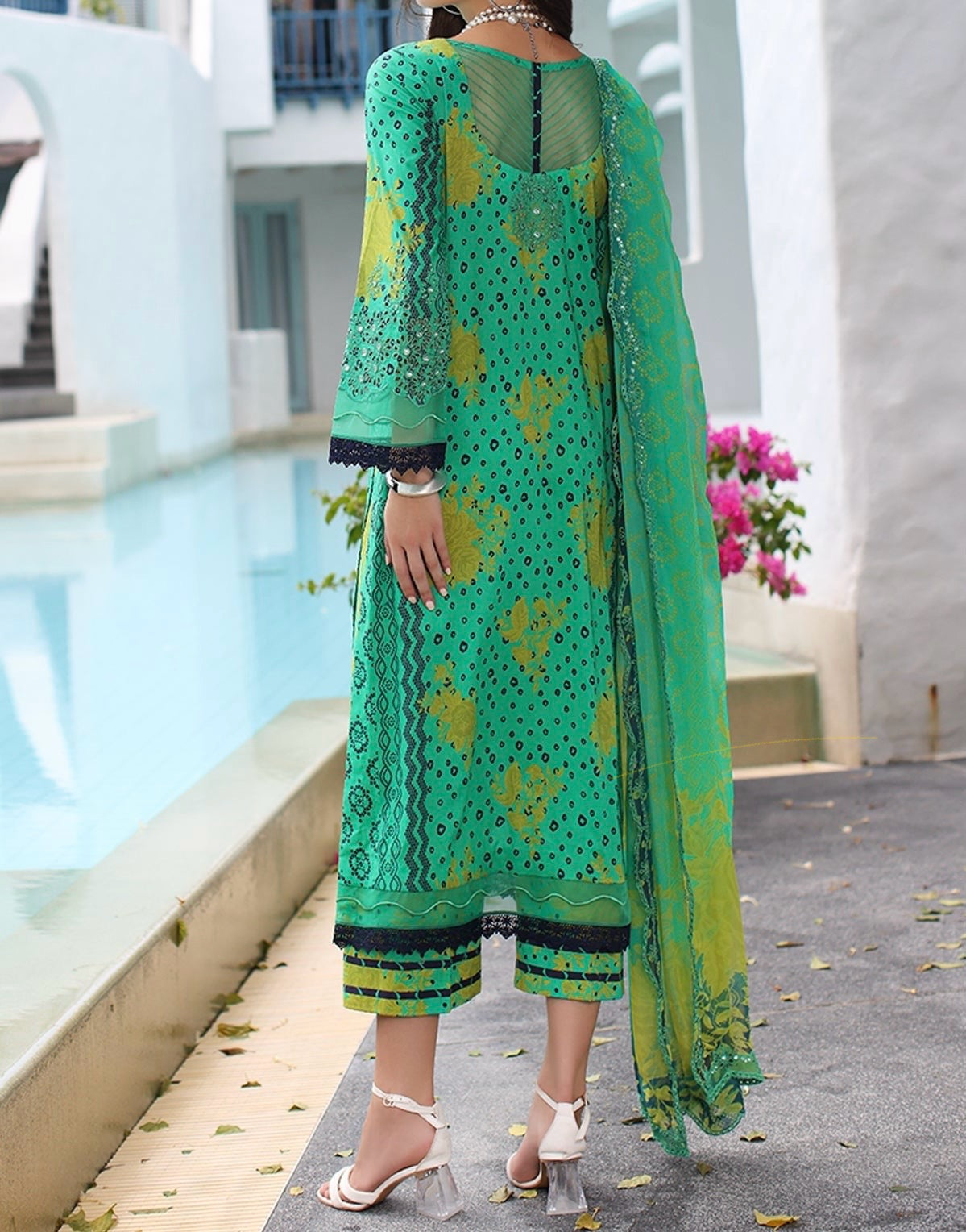 3-PC EMBROIDERED LAWN WITH EMBROIDRED CHIFFON DUPATTA CR4-0152