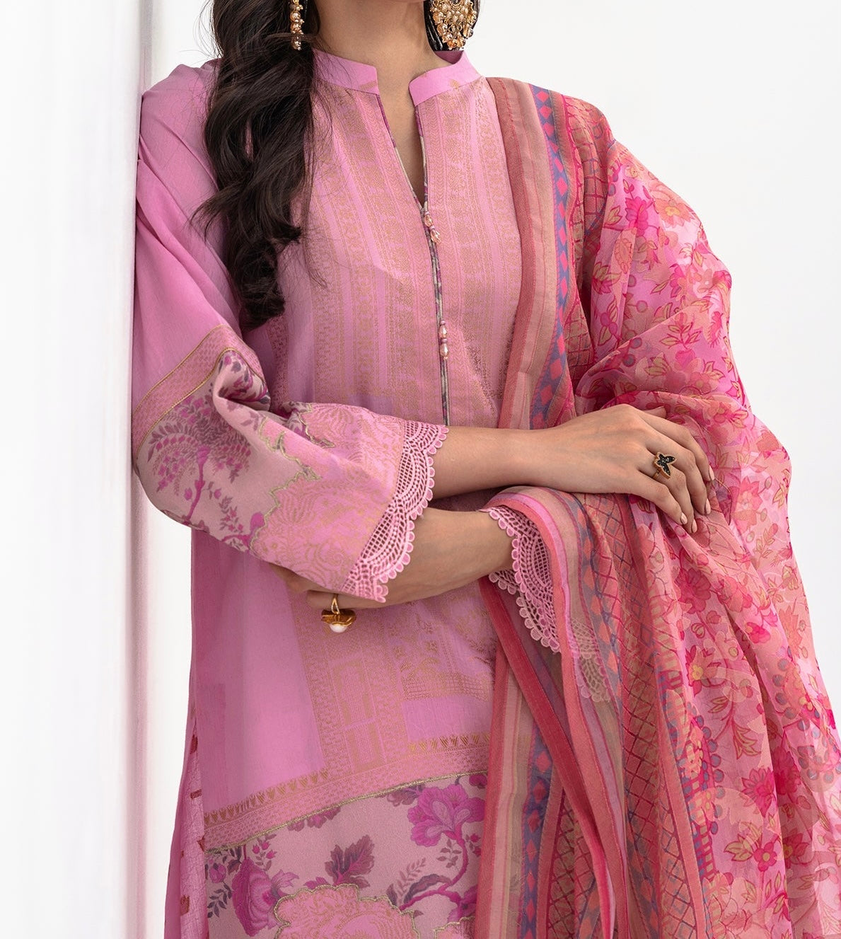 3-PC LAWN JACQUARD SHIRT WITH PRINTED DUPATTA AND TROUSER CLJ3-0240