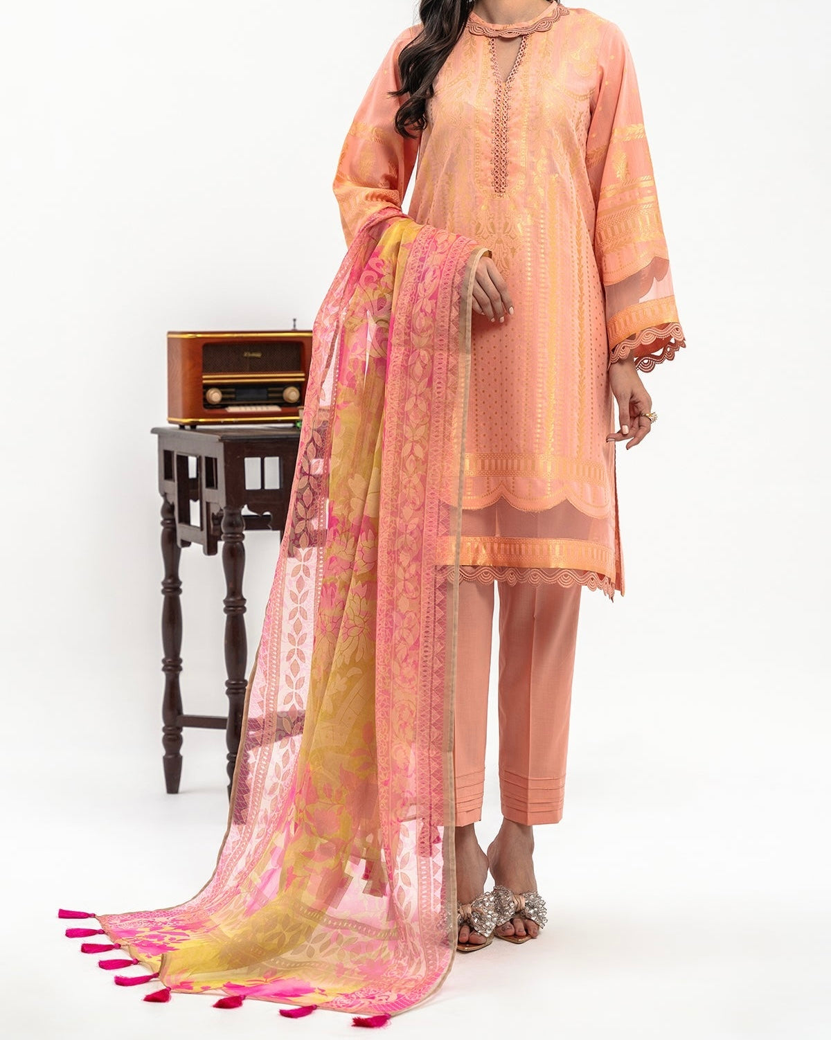 3-PC LAWN JACQUARD SHIRT WITH PRINTED DUPATTA AND TROUSER CLJ3-0640