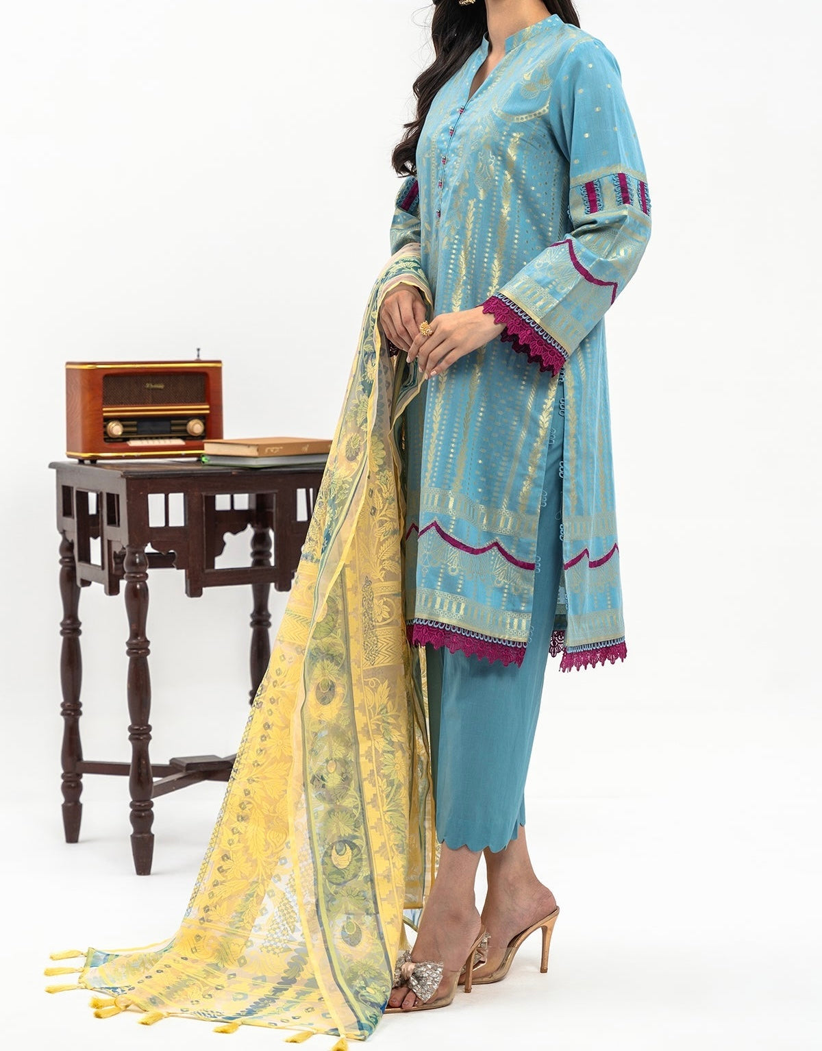 3-PC LAWN JACQUARD SHIRT WITH PRINTED DUPATTA AND TROUSER CLJ3-0740