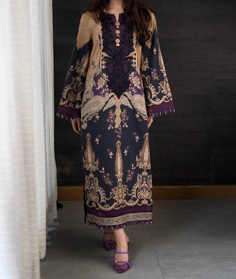 Detailed shot of  embroidery pattern in black ceremonial suit – Marina Mystique